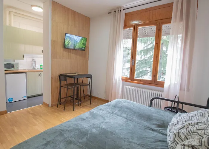 Accogliente E Luminoso Monolocale Bohemien - Free Wi-Fi