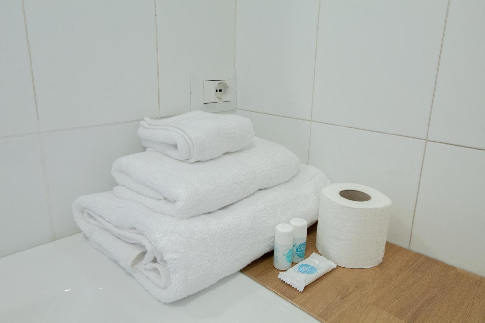 Apartment Accogliente E Luminoso Monolocale Bohemien - Free Wi-fi *