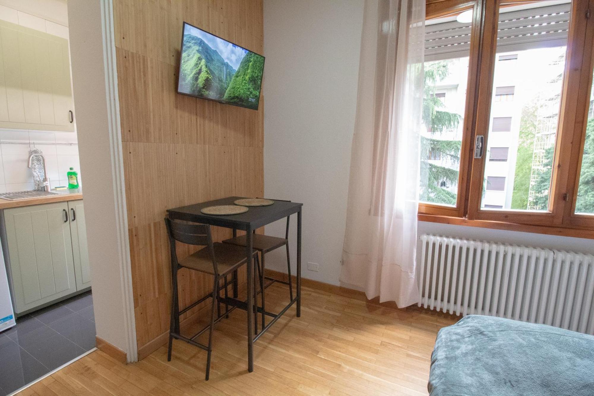 Apartment Accogliente E Luminoso Monolocale Bohemien - Free Wi-fi Reggio Emilia